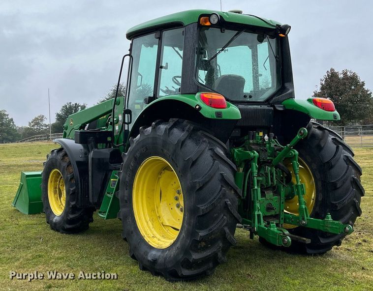 image for item DK0391 2013 John Deere 6125M  MFWD tractor