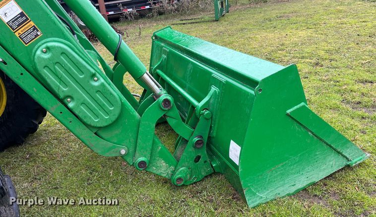 image for item DK0391 2013 John Deere 6125M  MFWD tractor