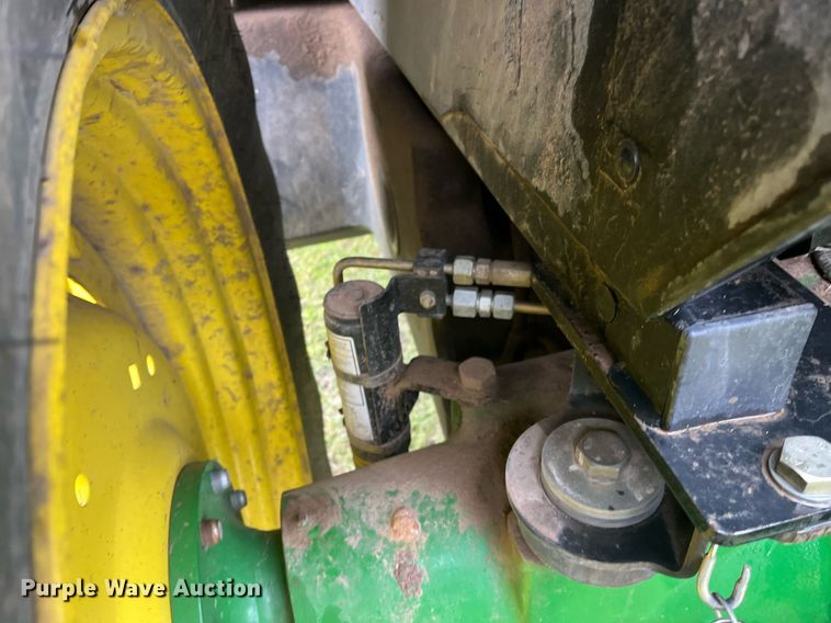 image for item DK0391 2013 John Deere 6125M  MFWD tractor