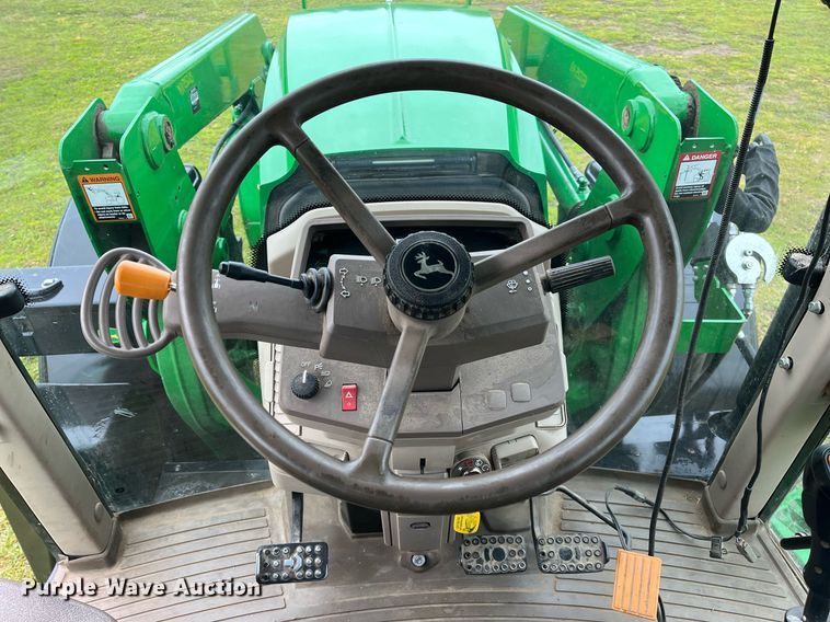 image for item DK0391 2013 John Deere 6125M  MFWD tractor