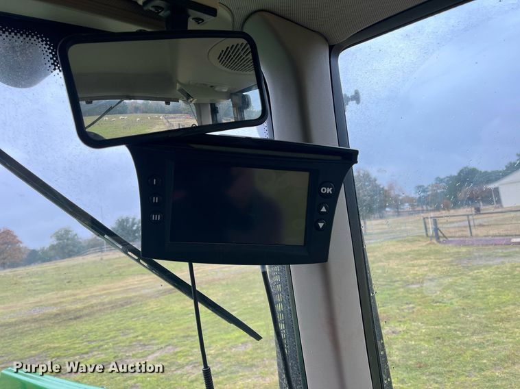 image for item DK0391 2013 John Deere 6125M  MFWD tractor