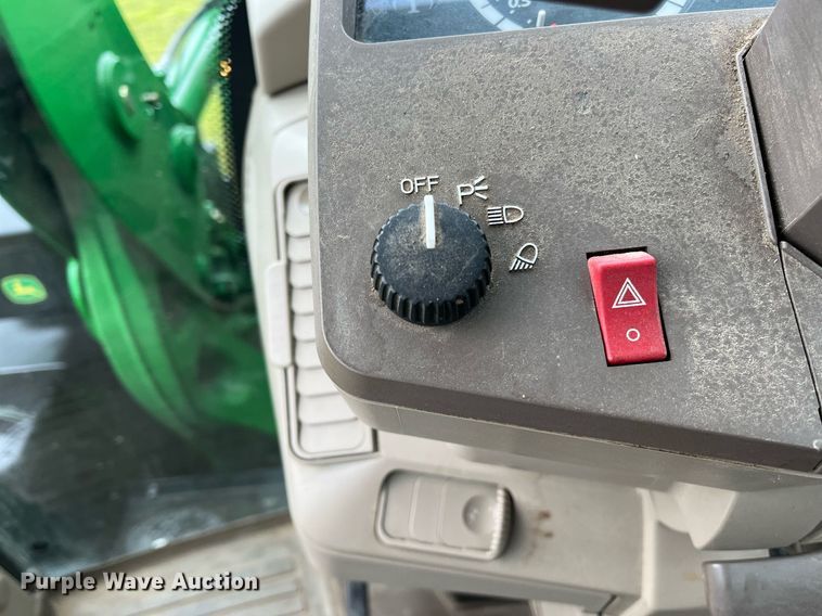 image for item DK0391 2013 John Deere 6125M  MFWD tractor