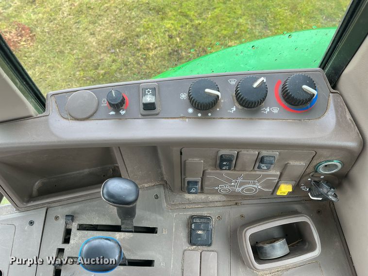 image for item DK0391 2013 John Deere 6125M  MFWD tractor