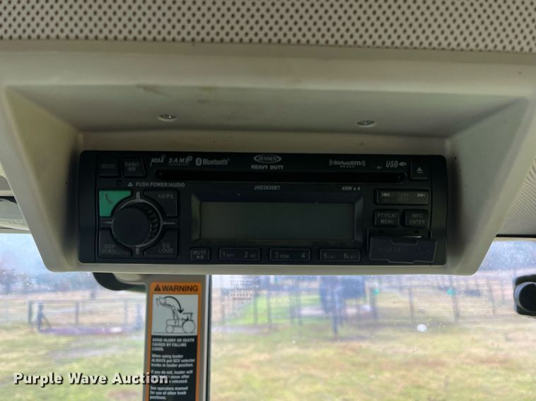 image for item DK0391 2013 John Deere 6125M  MFWD tractor