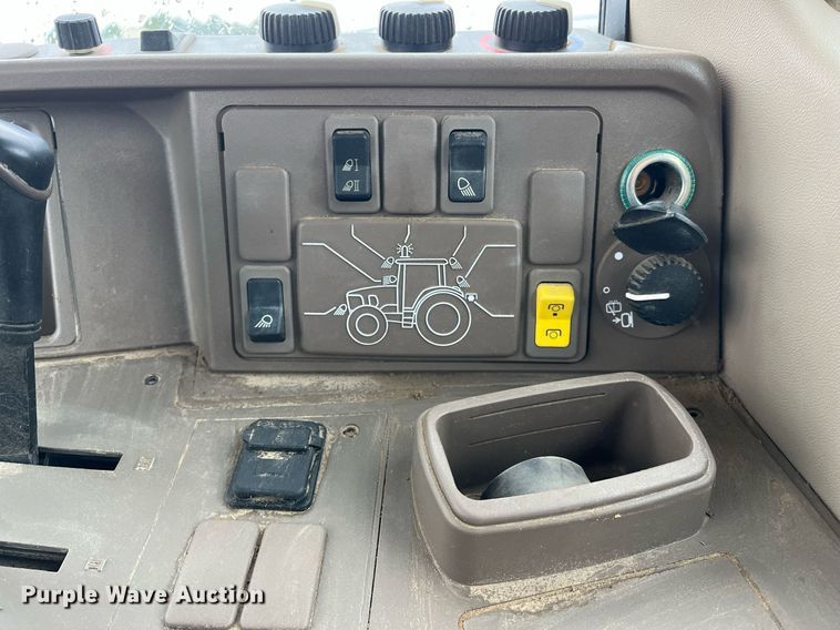 image for item DK0391 2013 John Deere 6125M  MFWD tractor