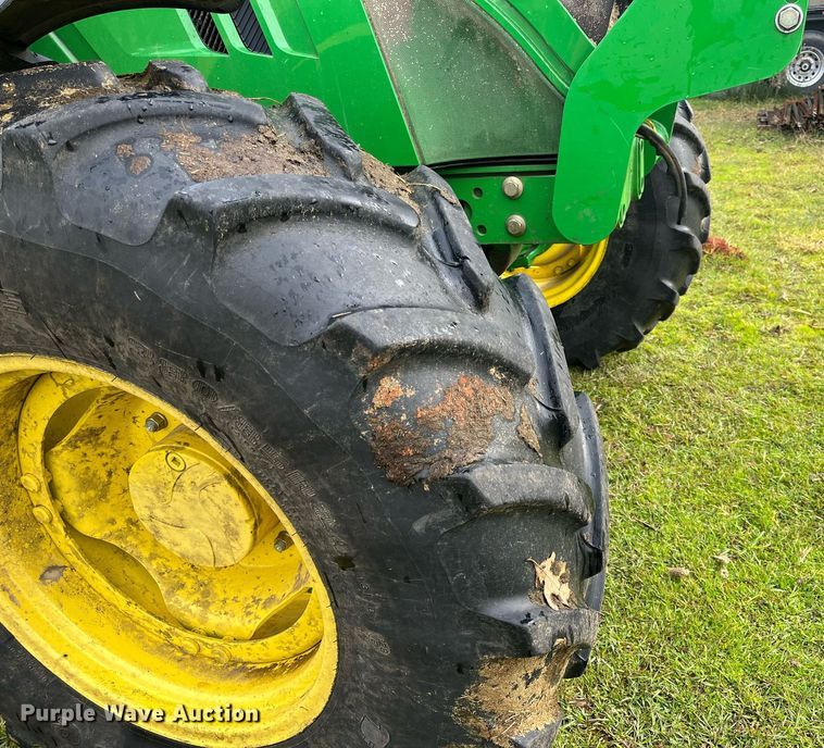 image for item DK0391 2013 John Deere 6125M  MFWD tractor