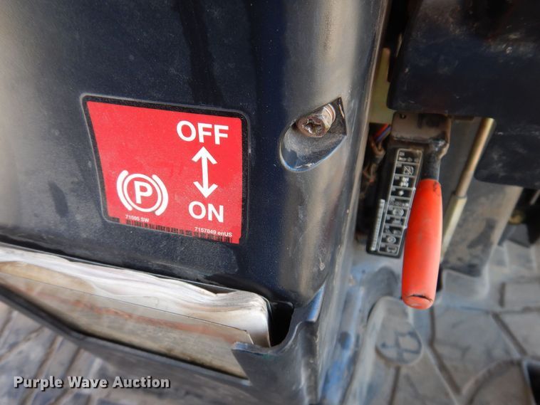 image for item DK2061 2009 Bobcat CT450  MFWD tractor