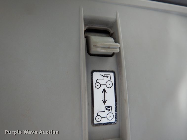 image for item DK2061 2009 Bobcat CT450  MFWD tractor