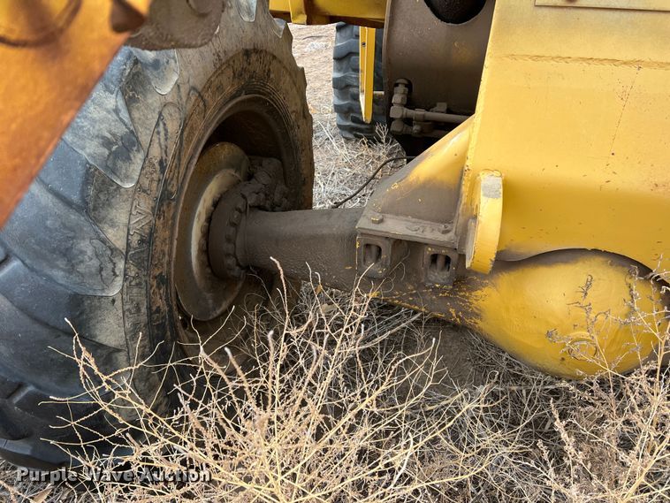 image for item DK7156 1970 Caterpillar 920  wheel loader