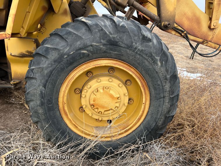 image for item DK7156 1970 Caterpillar 920  wheel loader