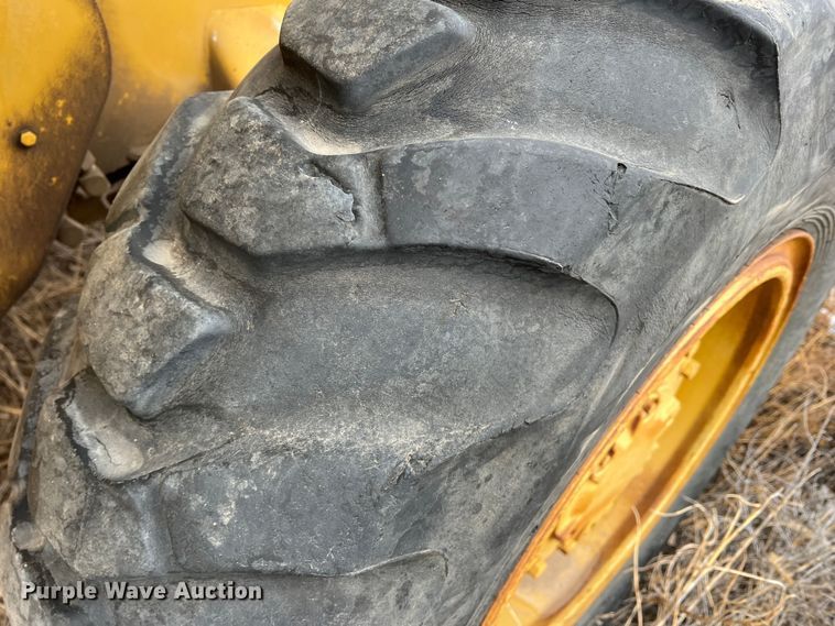 image for item DK7156 1970 Caterpillar 920  wheel loader