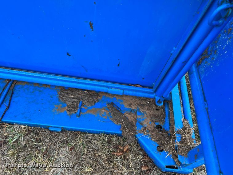 image for item DK7178 Priefert  livestock squeeze chute