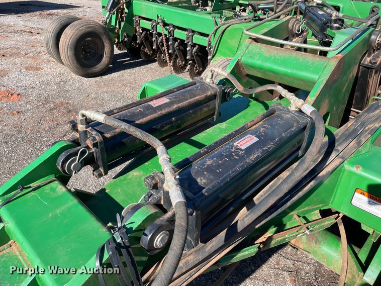 image for item DL0719 Great Plains 2N-3010  no-till grain drill