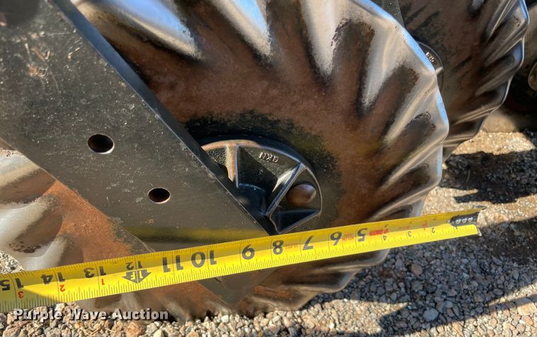 image for item DL0719 Great Plains 2N-3010  no-till grain drill