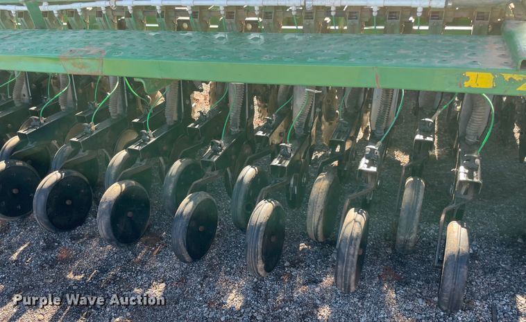 image for item DL0719 Great Plains 2N-3010  no-till grain drill