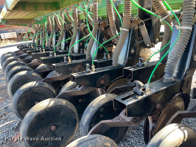 image for item DL0719 Great Plains 2N-3010  no-till grain drill