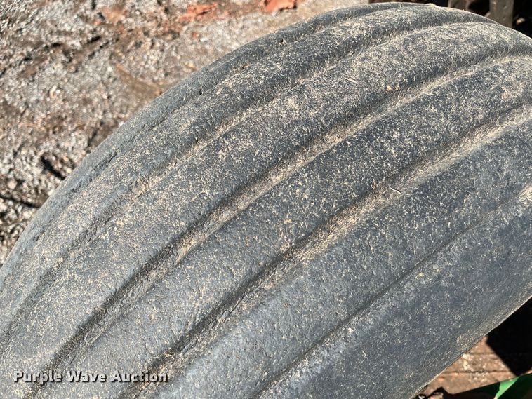 image for item DL0719 Great Plains 2N-3010  no-till grain drill