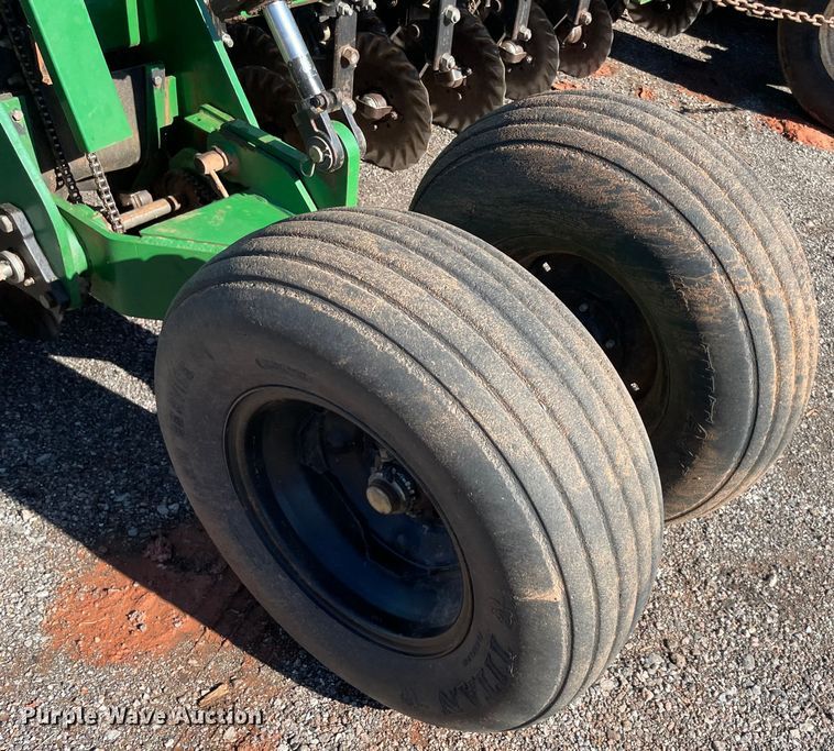 image for item DL0719 Great Plains 2N-3010  no-till grain drill