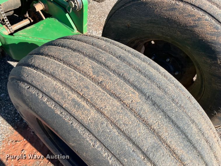 image for item DL0719 Great Plains 2N-3010  no-till grain drill