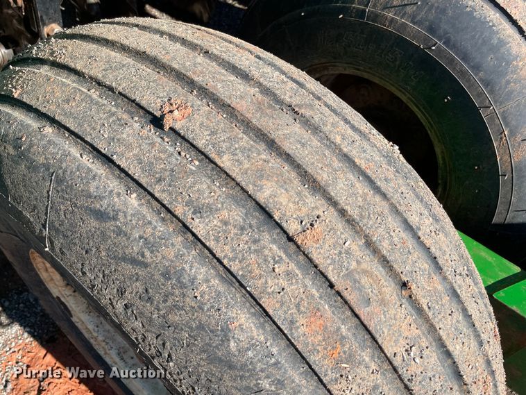 image for item DL0719 Great Plains 2N-3010  no-till grain drill