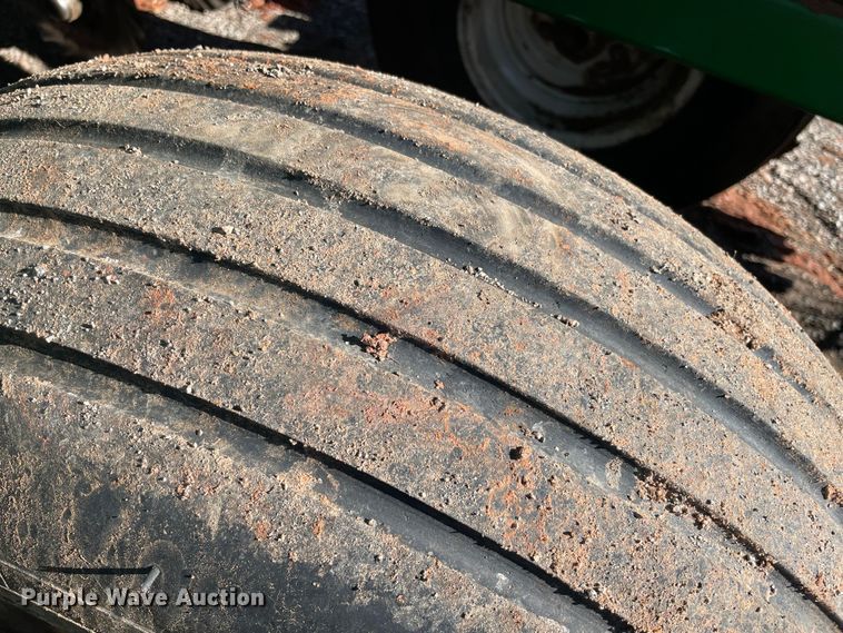 image for item DL0719 Great Plains 2N-3010  no-till grain drill