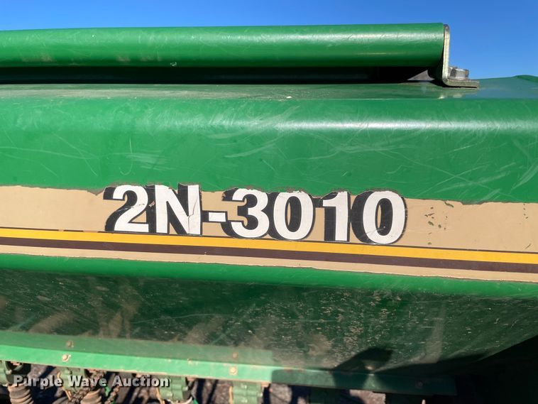 image for item DL0719 Great Plains 2N-3010  no-till grain drill