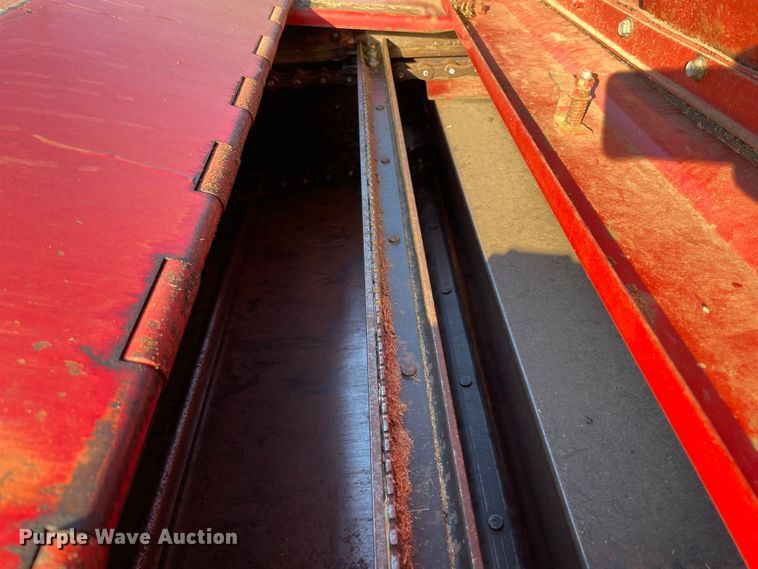 image for item DL0721 1993 Case IH 1688  combine