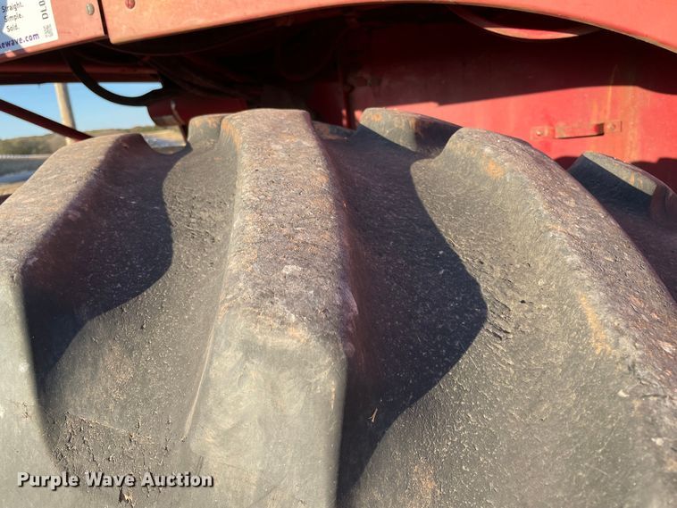 image for item DL0721 1993 Case IH 1688  combine