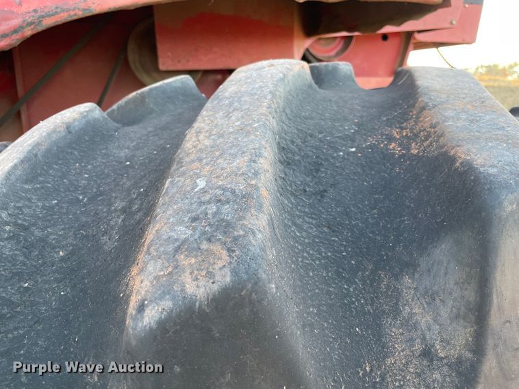 image for item DL0721 1993 Case IH 1688  combine