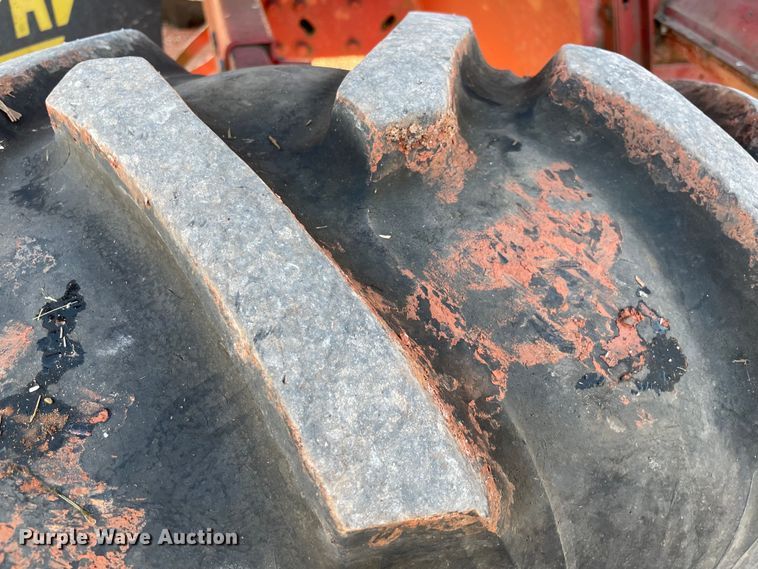 image for item DL0721 1993 Case IH 1688  combine