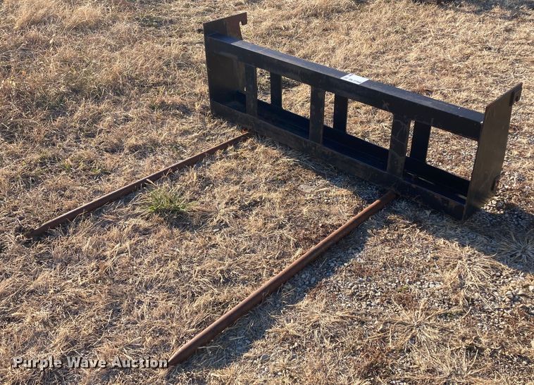 image for item DL2260 48"L bale spear