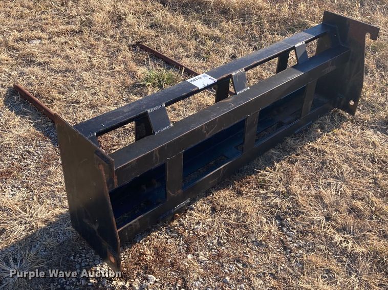 image for item DL2260 48"L bale spear