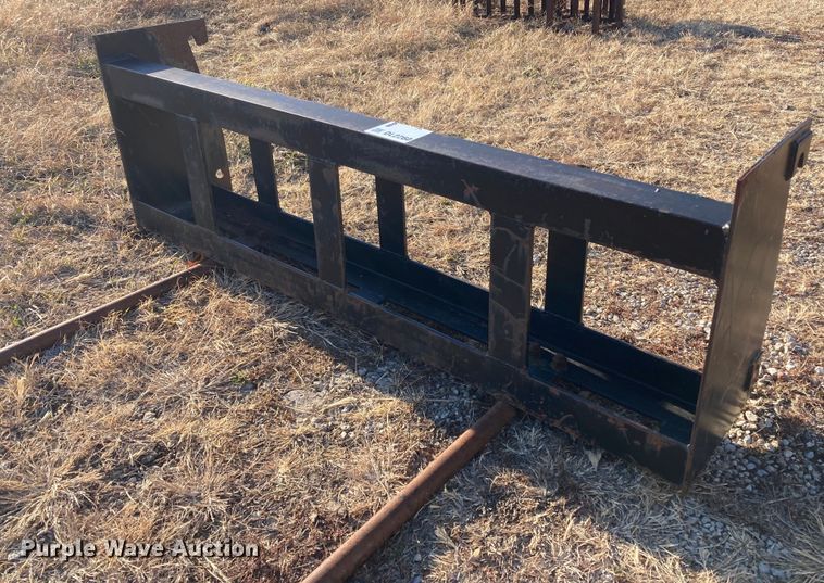 image for item DL2260 48"L bale spear