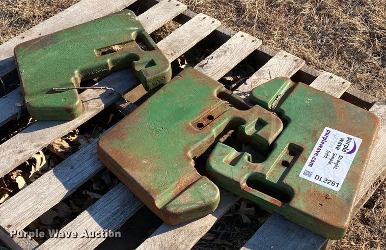 image for item DL2261 (3) John Deere suitcase weights