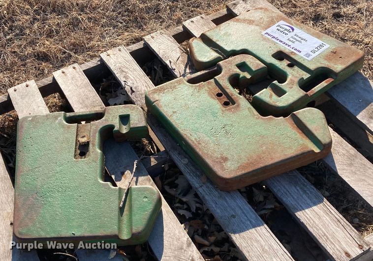 image for item DL2261 (3) John Deere suitcase weights