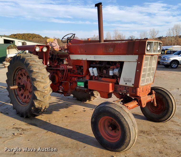image for item DL2267 1975 International 100 Hydro  tractor