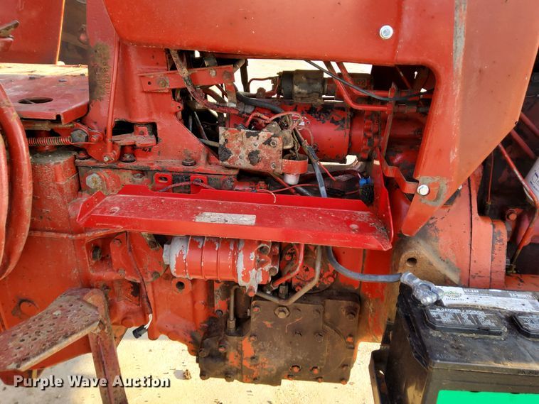 image for item DL2267 1975 International 100 Hydro  tractor