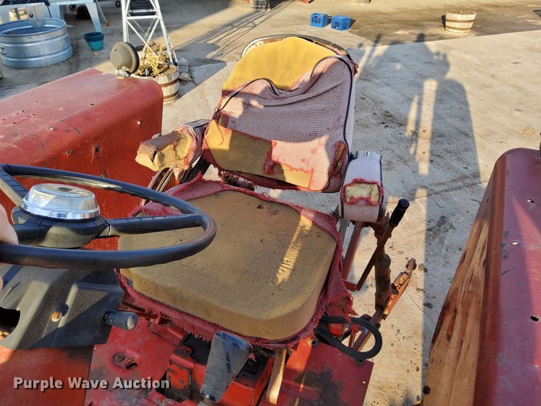 image for item DL2267 1975 International 100 Hydro  tractor