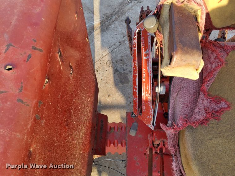 image for item DL2267 1975 International 100 Hydro  tractor