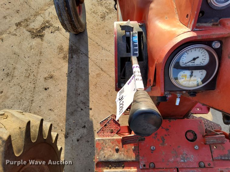 image for item DL2267 1975 International 100 Hydro  tractor