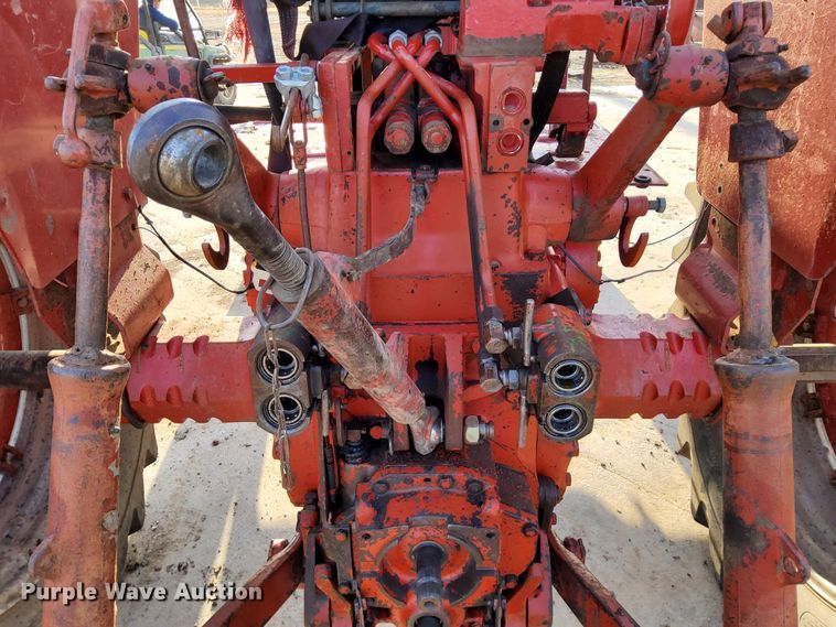 image for item DL2267 1975 International 100 Hydro  tractor