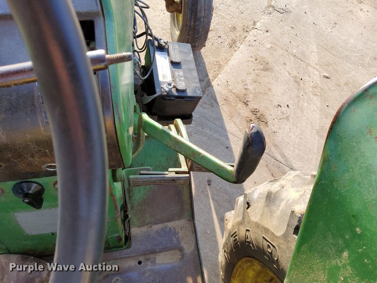 image for item DL2268 1968 John Deere 2510  tractor