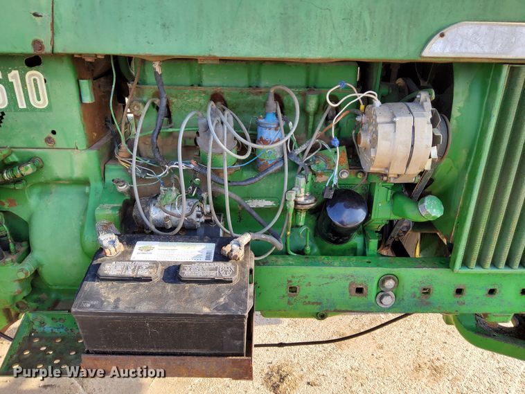 image for item DL2268 1968 John Deere 2510  tractor