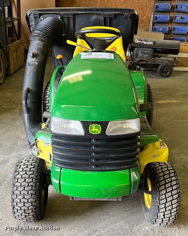 image for item DM2529 John Deere LT150  lawn mower