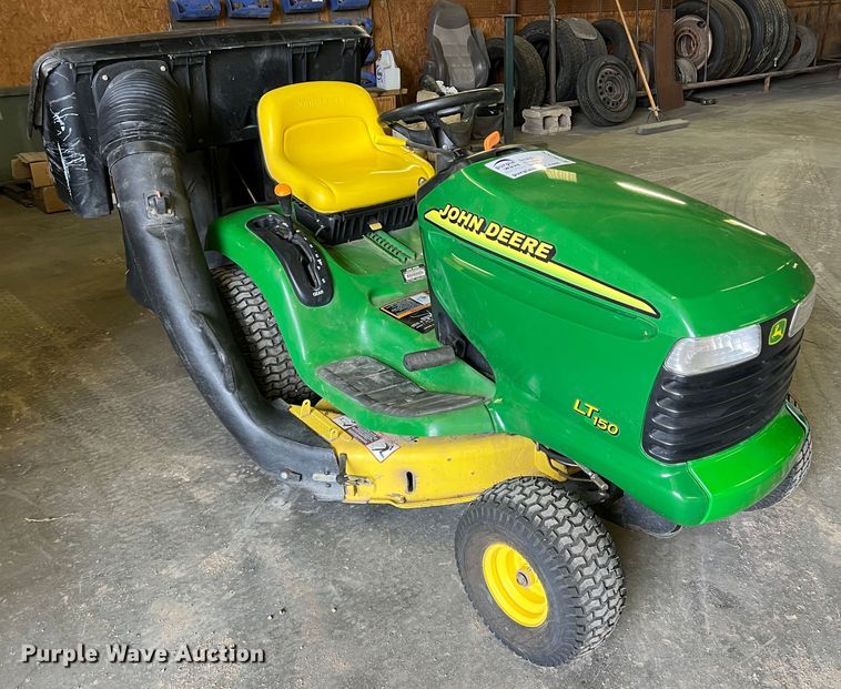 image for item DM2529 John Deere LT150  lawn mower