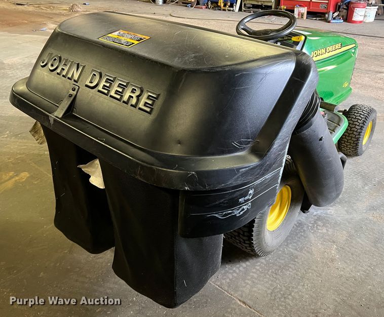 image for item DM2529 John Deere LT150  lawn mower