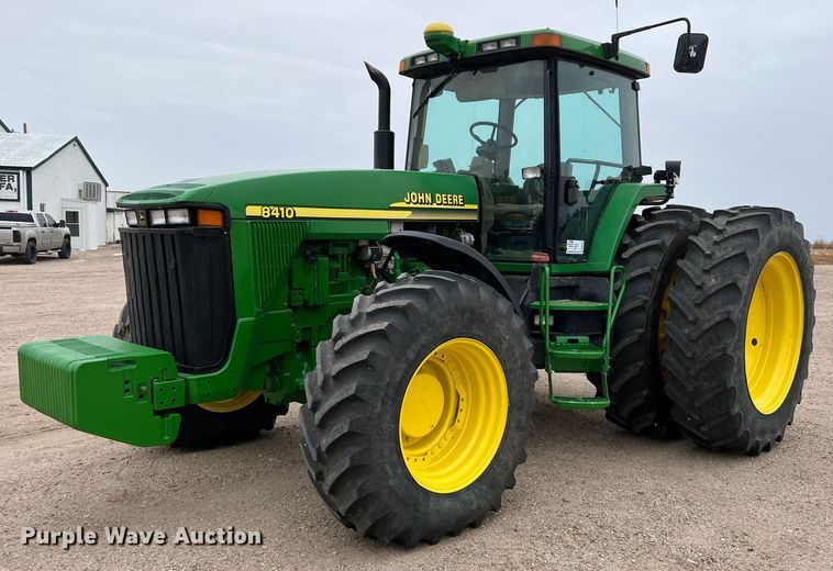 image for item DM2534 2000 John Deere 8410  MFWD tractor