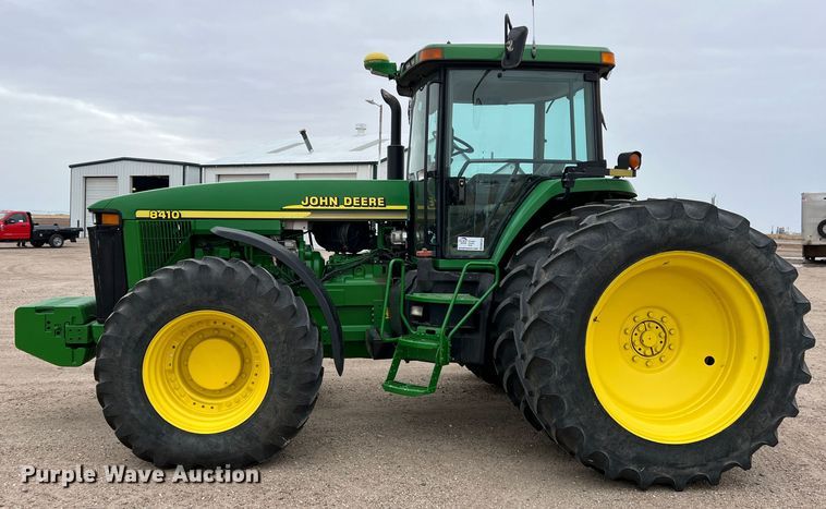 image for item DM2534 2000 John Deere 8410  MFWD tractor