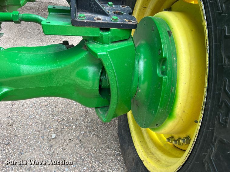 image for item DM2534 2000 John Deere 8410  MFWD tractor