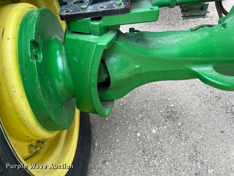image for item DM2534 2000 John Deere 8410  MFWD tractor